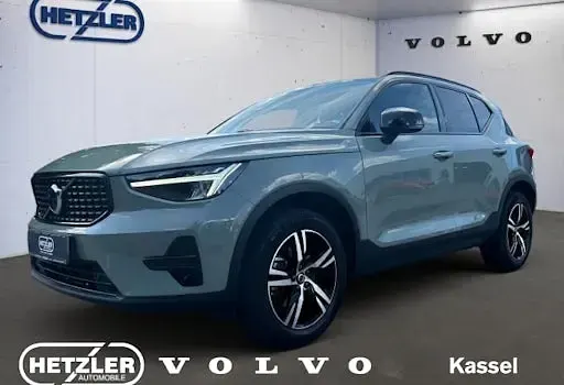 Gebraucht Volvo XC40 Plus 197 PS (144 kW) 2023 Grün SUV