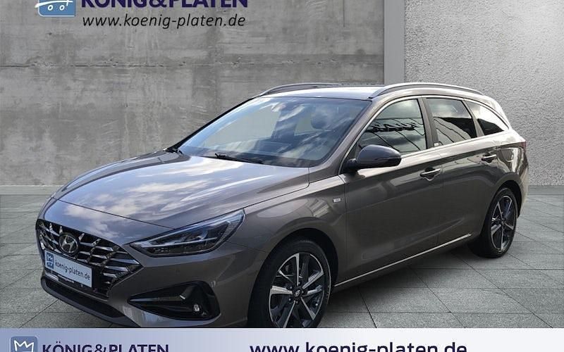 Crystal white (weiß) Gebraucht 2024 Volvo EX30 Plus SUV | 37.290 € (Fairer Preis) - Bild 1/4