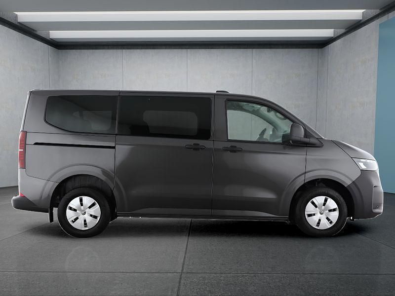 Neu VW T7 150 PS (110 kW) 2025 Grau Van