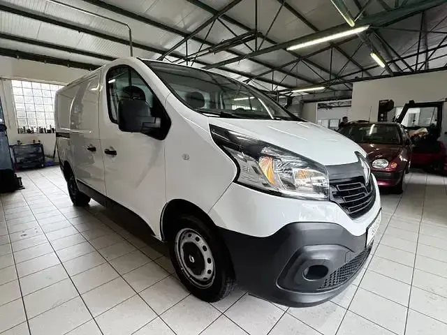 Occasion Renault Trafic Komfort 146 ch (107 kW) 2017 Blanc Monospace
