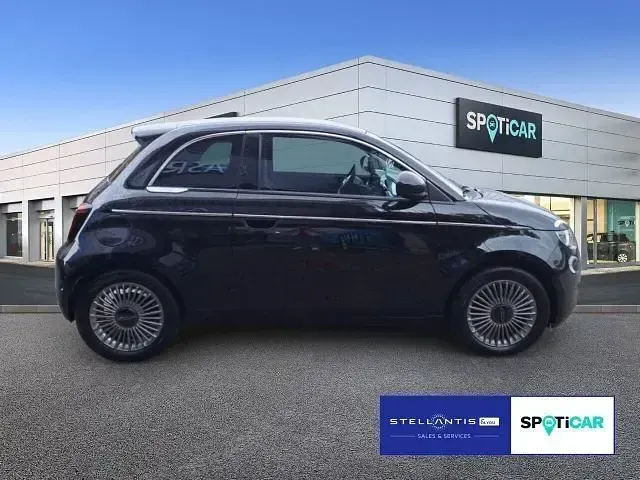 Gebraucht Fiat 500e S 86 kW (118 PS) 2025 Schwarz Limousine
