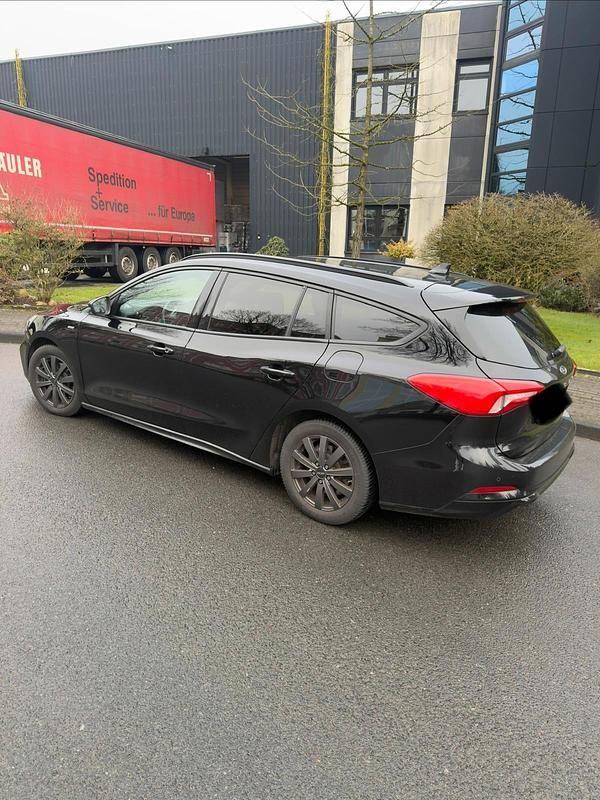 Gebraucht Ford Focus ST-Line 150 PS (110 kW) 2019 Schwarz Kombi