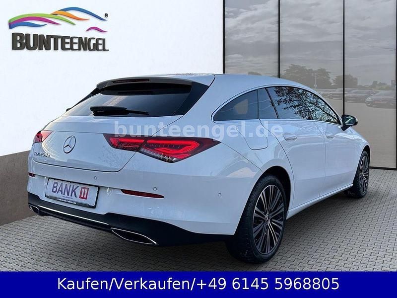 Gebraucht Mercedes CLA250e Shooting Brake Progressive 160 PS (117 kW) 2022 Weiß Kombi