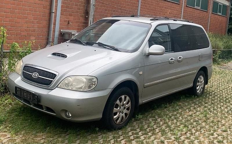 Grau Gebraucht 2006 Kia Carnival Van / Kleinbus | 999 € (Superpreis) - Bild 1/4