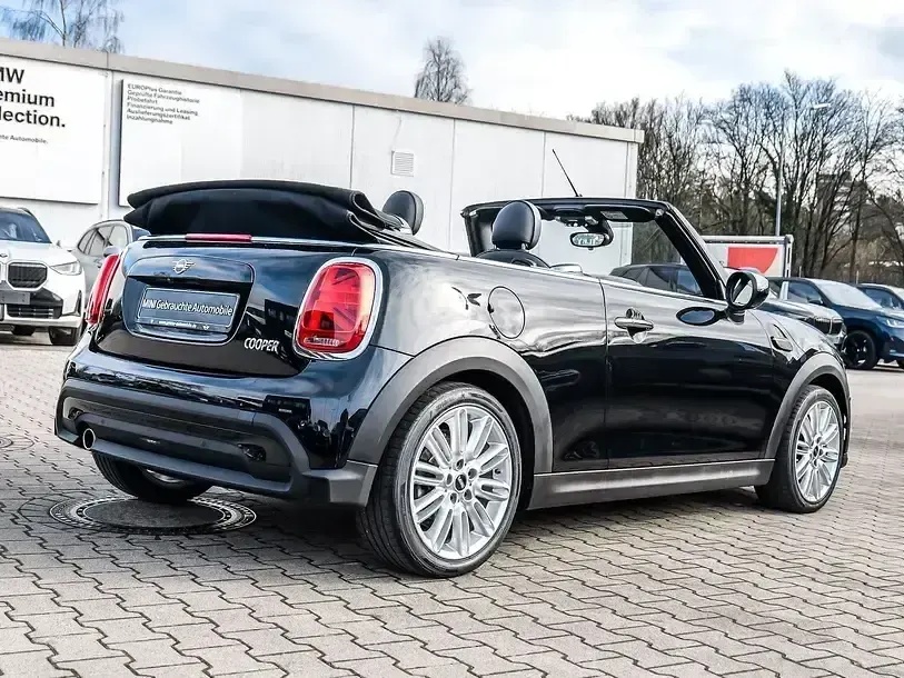 Używany Mini Cooper 136 KM (100 kW) 2021 Andere Hatchback