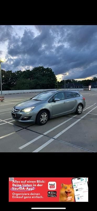 Grau Gebraucht 2014 Opel Astra Limousine | 3.400 € (Superpreis) - Bild 1/4