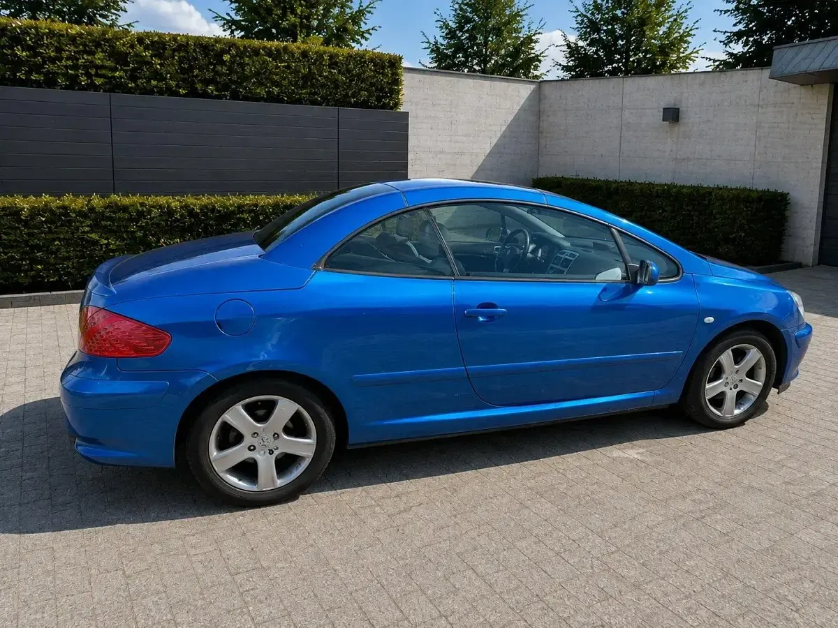 Gebraucht Peugeot 307 CC 136 PS (100 kW) 2004 Blau Cabrio