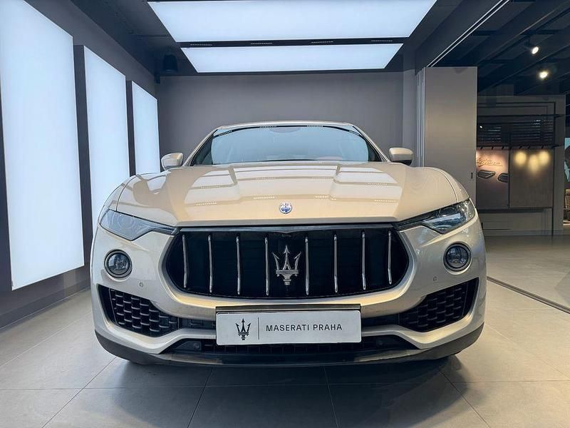 Gebraucht Maserati Levante 275 PS (202 kW) 2018 Gold SUV
