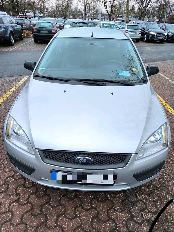 Gebraucht Ford Focus 101 PS (74 kW) 2005 Silber Kombi