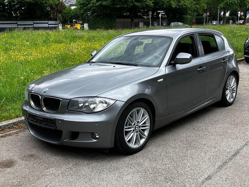 Grau Gebraucht 2010 BMW 123 Advantage Kleinwagen | 5.980 € (Fairer Preis) - Bild 1/4