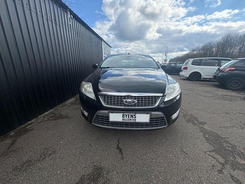 Gebraucht Ford Mondeo Titanium 220 PS (161 kW) 2007 Schwarz Limousine