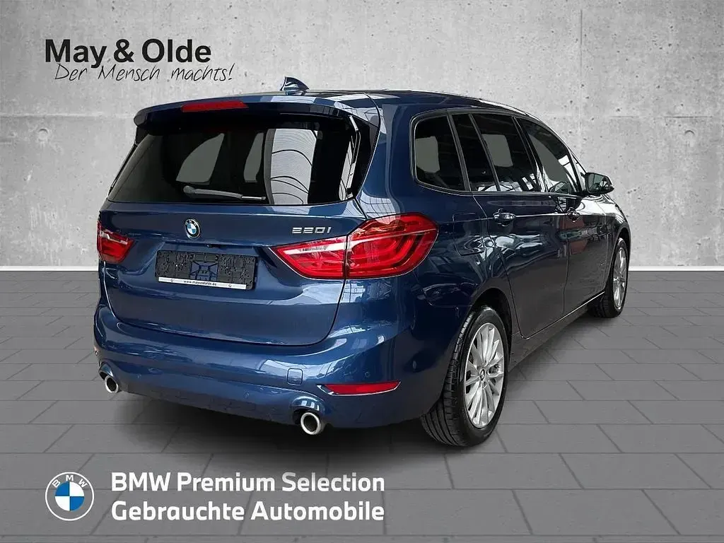 Gebraucht BMW 220 Gran Tourer 178 PS (130 kW) 2022 Blau Van / Kleinbus