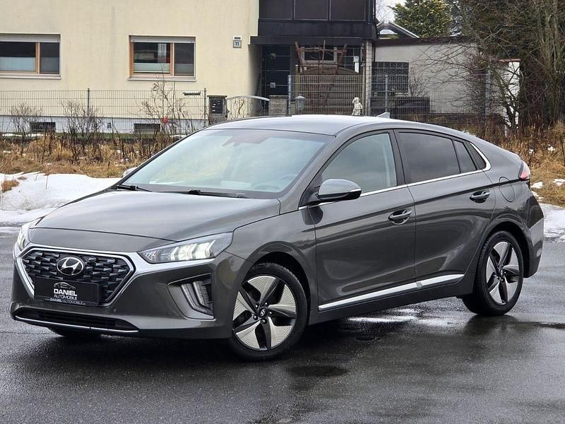 Gebraucht Hyundai Ioniq Prime 105 PS (77 kW) 2022 Grau Kleinwagen