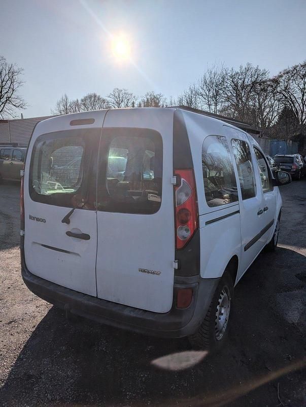 Gebraucht Renault Kangoo 110 PS (80 kW) 2010 Weiß Limousine