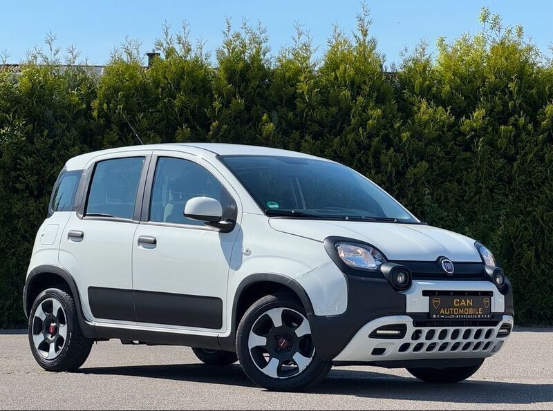 Weiß Gebraucht 2023 Fiat Panda Kleinwagen | 8.990 € (Fairer Preis) - Bild 1/4