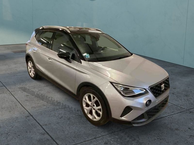 Silber Gebraucht 2023 Seat Arona FR-Line SUV | 18.304 € (Fairer Preis) - Bild 1/2
