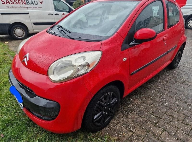 Rot Gebraucht 2006 Citroën C1 Kleinwagen | 750 € (Superpreis) - Bild 1/4