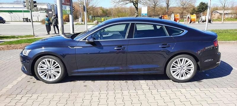 Second-hand Audi A5 Sport 190 CP (139 kW) 2017 Albastru Coupe