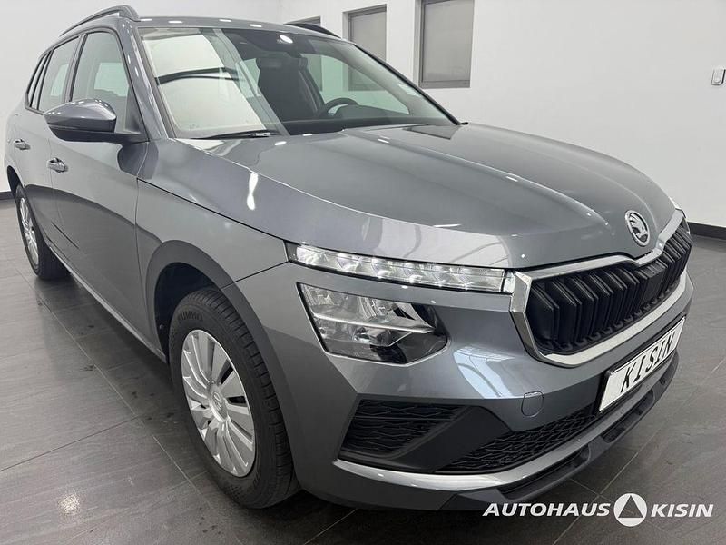 Gebraucht Skoda Kamiq Essence 95 PS (69 kW) 2024 Grau SUV