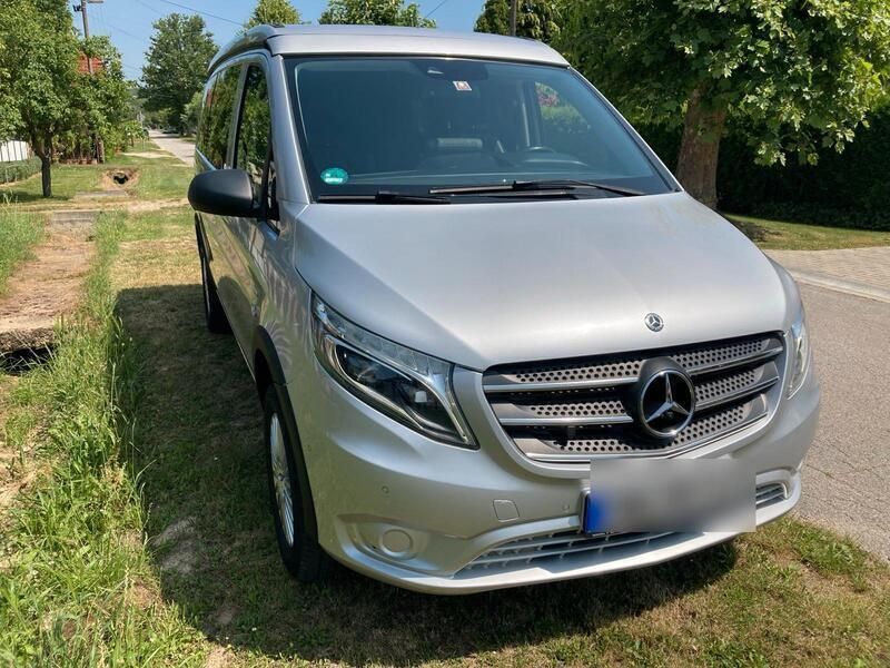 Silber Gebraucht 2017 Mercedes Vito Marco Polo Van / Kleinbus | 42.000 € - Bild 1/4