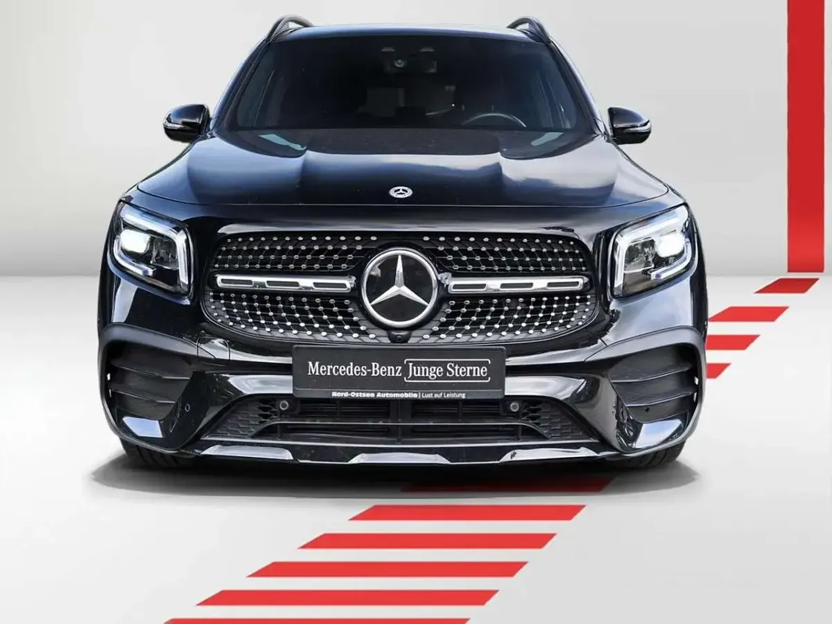 Gebraucht Mercedes GLB200 AMG 150 PS (110 kW) 2023 Unilack nachtschwarz SUV