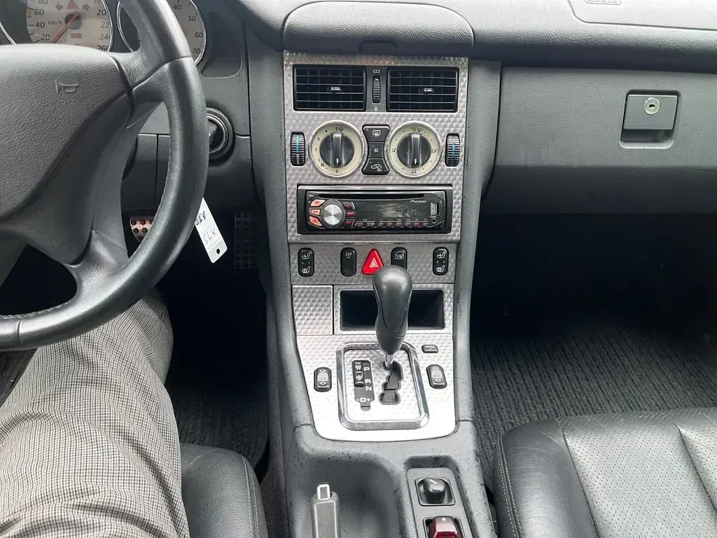 Gebraucht Mercedes SLK200 Edition 163 PS (119 kW) 2001 Silber Cabrio