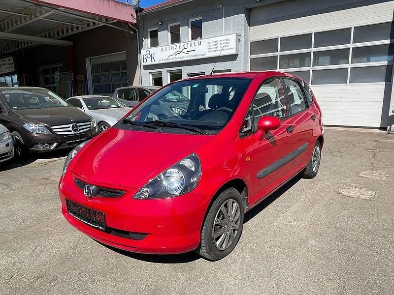 Käytetty Honda Jazz LS 83 HP (61 kW) 2003 Punainen Viistoperä