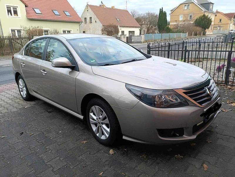 Gebraucht Renault Latitude 140 PS (102 kW) 2011 Grau Limousine
