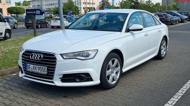 Weiß Gebraucht 2018 Audi A2 Kleinwagen | 19.800 € - Bild 1/4