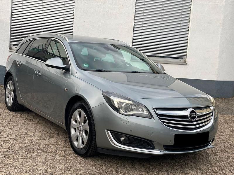 Grau Gebraucht 2014 Opel Insignia Innovation Kombi | 10.900 € (Etwas zu teuer) - Bild 1/4