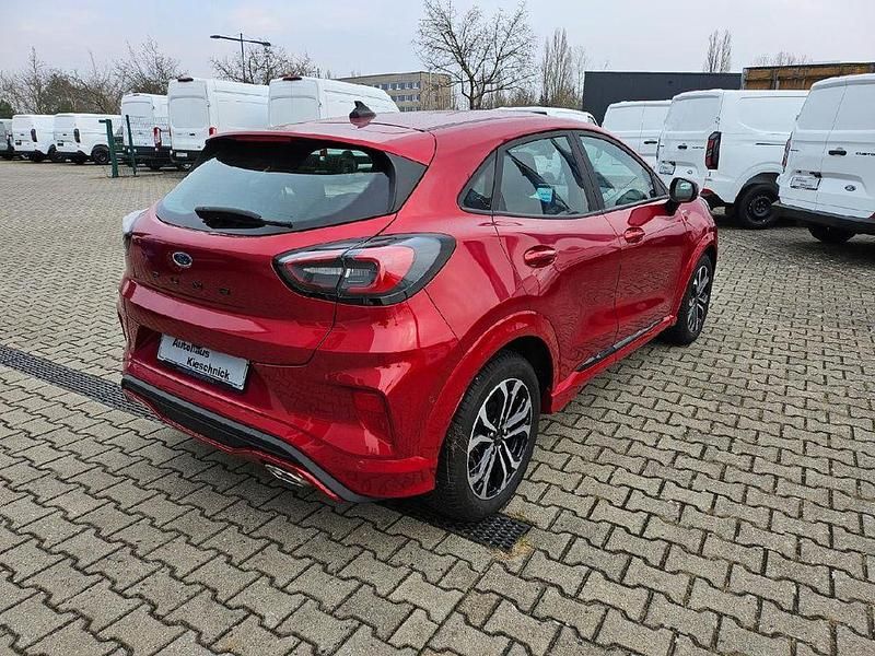 Gebraucht Ford Puma ST-Line 125 PS (91 kW) 2023 Fantastic red tc SUV