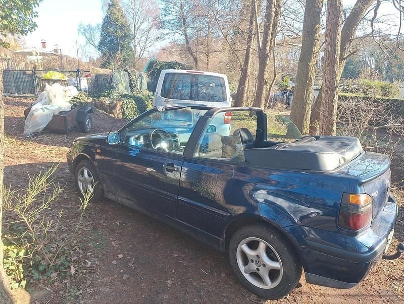 Gebraucht VW Golf Cabriolet 101 PS (74 kW) 1998 Blau Cabrio