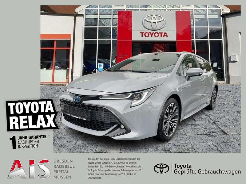 Manhattangrau (metallic) Gebraucht 2021 Toyota Corolla Team Kombi | 19.990 € (Guter Preis) - Bild 1/3