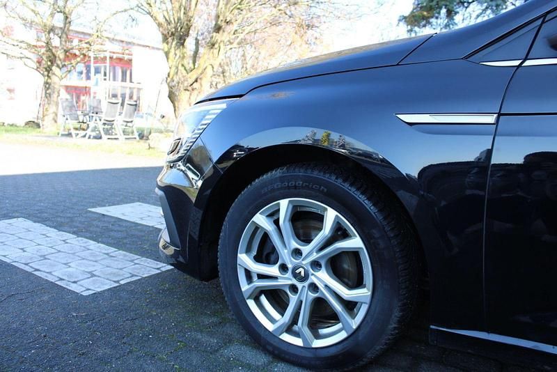 Gebraucht Renault Mégane IV Techno 91 PS (66 kW) 2022 Sternenschwarz Kombi