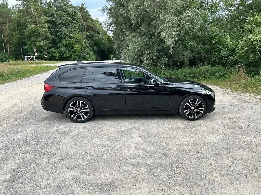 Gebraucht BMW 320 M Sport 190 PS (139 kW) 2018 Schwarz Kombi