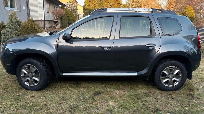 Gebraucht Dacia Duster Lauréate 105 PS (77 kW) 2015 Schwarz SUV