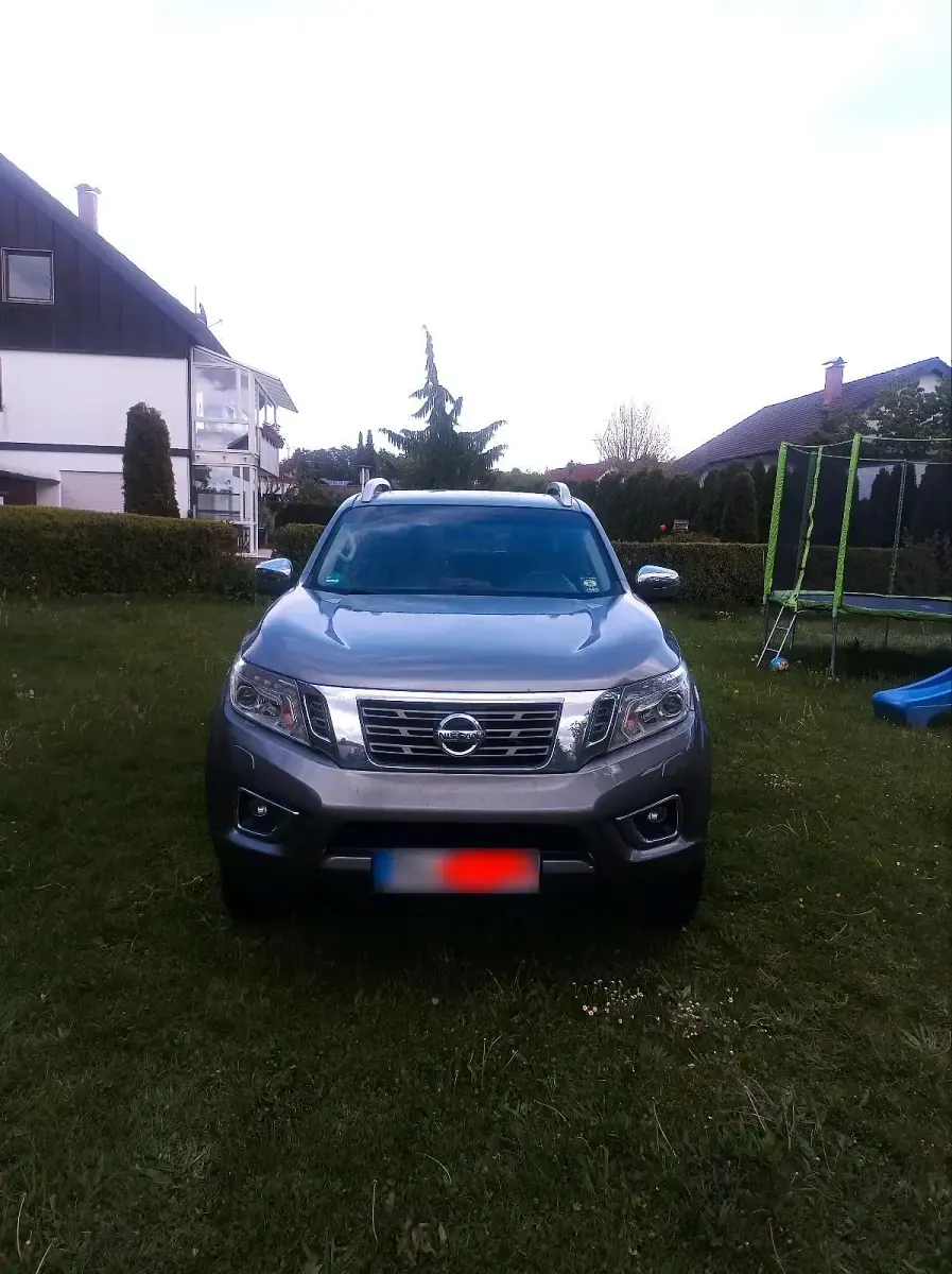 Gebraucht Nissan Navara 190 PS (139 kW) 2016 Silber Pickup
