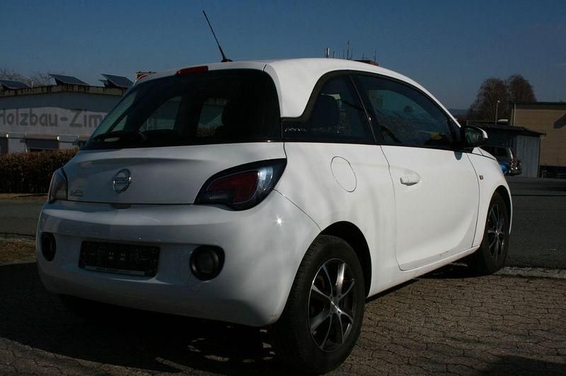 Gebraucht Opel Adam Slam 69 PS (50 kW) 2013 Weiß Kleinwagen