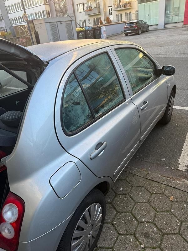 Grau Gebraucht 2006 Nissan Micra Kleinwagen | 3.500 € - Bild 1/4