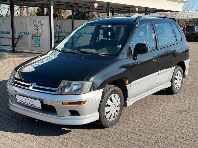 Gebraucht Mitsubishi Space Runner Motion 150 PS (110 kW) 1999 Schwarz Van / Kleinbus