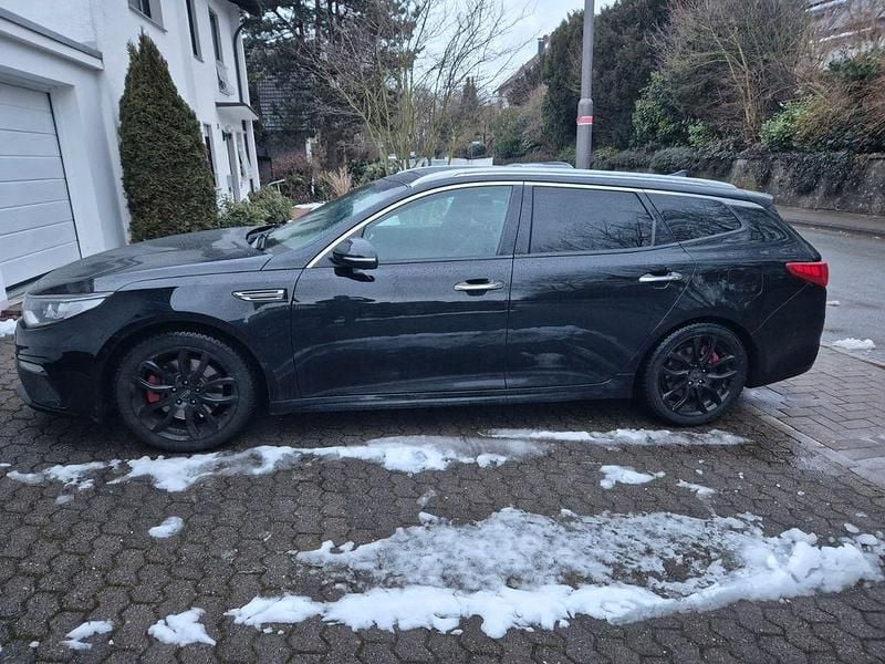 Gebraucht Kia Optima GT 245 PS (180 kW) 2018 Schwarz Kombi