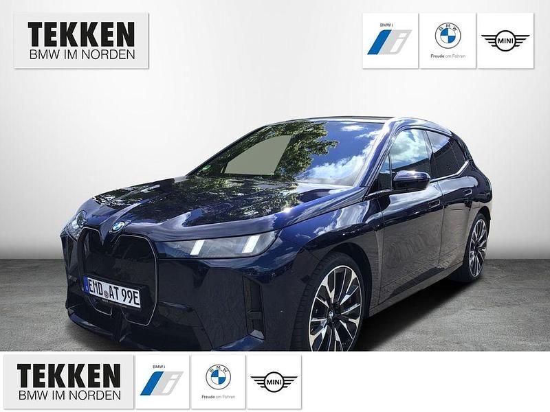 Blau Gebraucht 2025 BMW iX M Sport SUV | 109.490 € - Bild 1/4