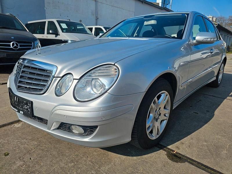 Gebraucht Mercedes E200 184 PS (135 kW) 2006 Silber Limousine