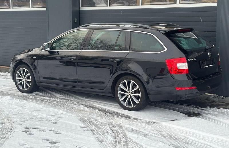 Gebraucht Skoda Octavia 150 PS (110 kW) 2015 Schwarz Kombi