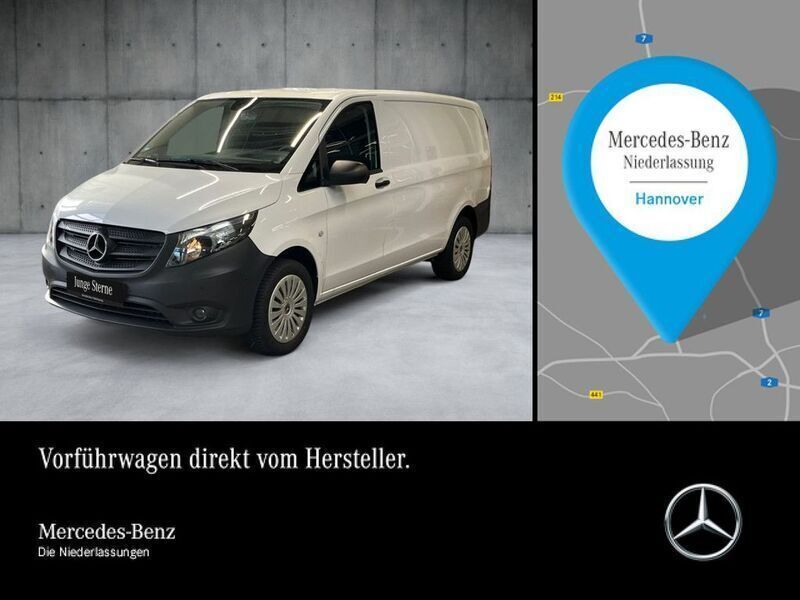 Weiß Gebraucht 2023 Mercedes Vito Van / Kleinbus | 44.006 € - Bild 1/4