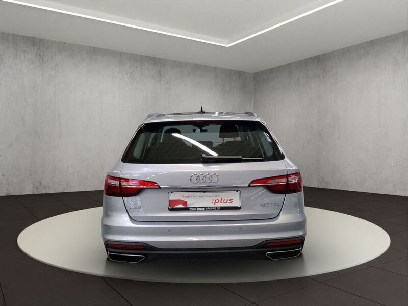 Gebraucht Audi A4 Ambiente 136 PS (100 kW) 2022 Florettsilber metallic Kombi