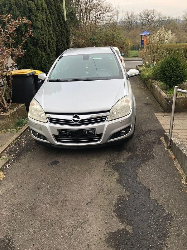 Gebraucht Opel Astra 2007 Silber Kombi