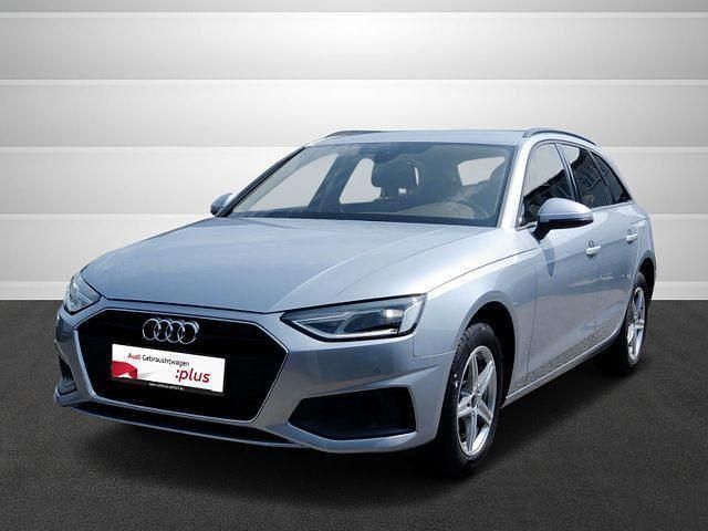 Gebraucht Audi A4 Basis 136 PS (100 kW) 2022 Silber Kombi