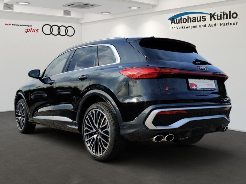 Gebraucht Audi SQ5 Ambiente 367 PS (269 kW) 2025 Mythosschwarz metallic SUV