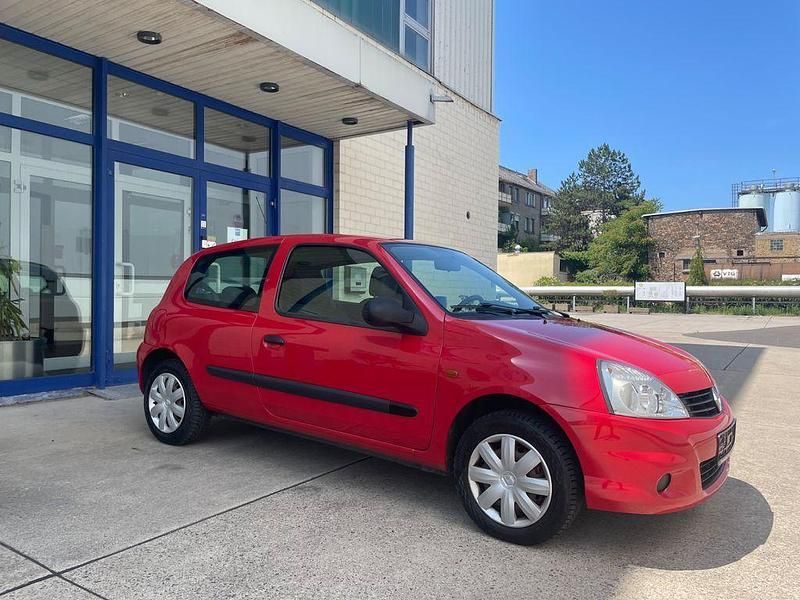 Rot Gebraucht 2011 Renault Clio II Campus Kleinwagen | 2.690 € (Fairer Preis) - Bild 1/4